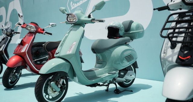 Bộ ba xe máy Vespa phiên bản kỷ niệm 80 năm ra mắt Việt Nam: Nhuốm sắc xanh cổ điển, giá từ 106,5 triệu đồng